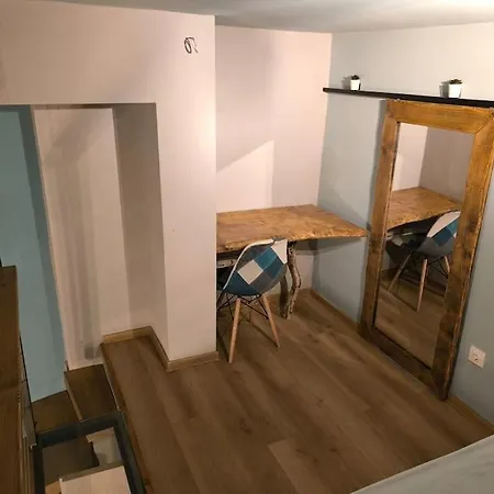 Floating, Cosy 8' Walk From The Seaside Appartement *